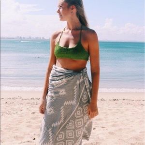 Aztec Turkish Towel/Throw - Dark Grey & White